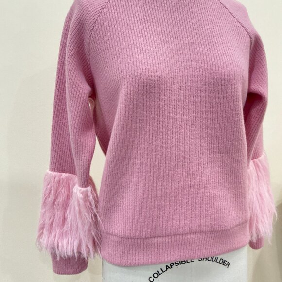 Sweater - Picture 2 of 6